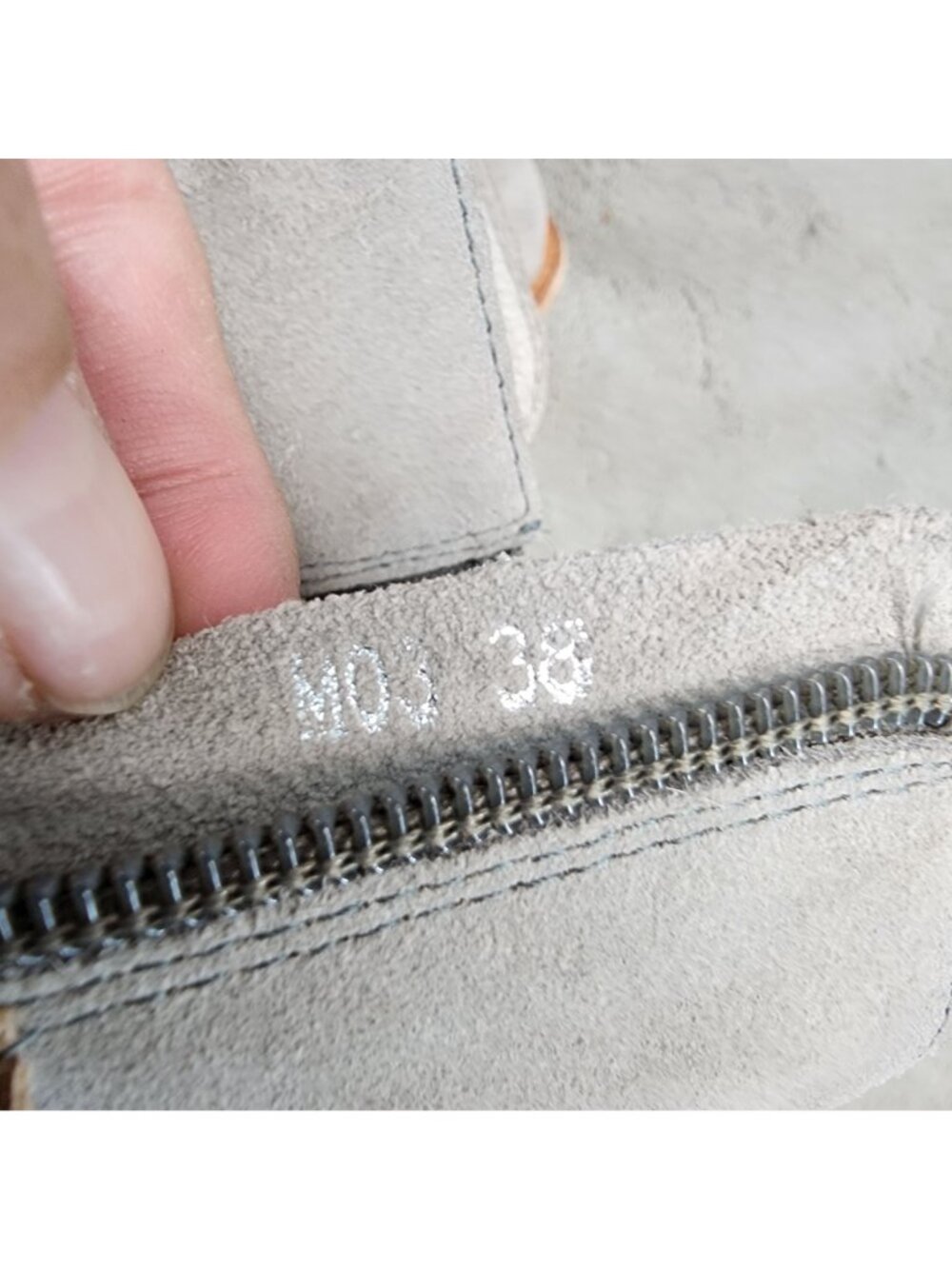 Antelope Shoes Womens Size EU 38 US 7 Gray Suede Side Zip Ankle Boots *Read* - Picture 12 of 14